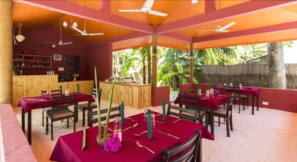 Magoodhoo Inn - photo 14