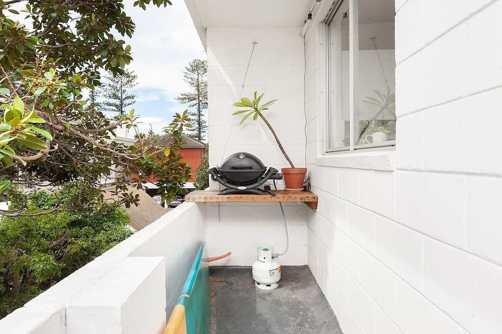 Surf Side Oasis with Balcony near Beach - photo 9