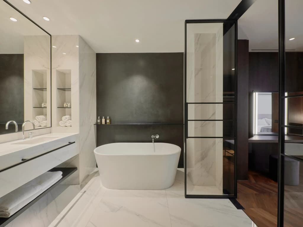 Kozmo Hotel Suites & Spa - Small Luxury Hotels of the World - photo 8