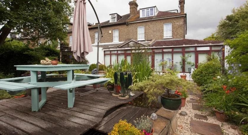 Melrose Guest House - photo 26