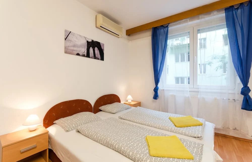 Peter's Apartments - photo 2