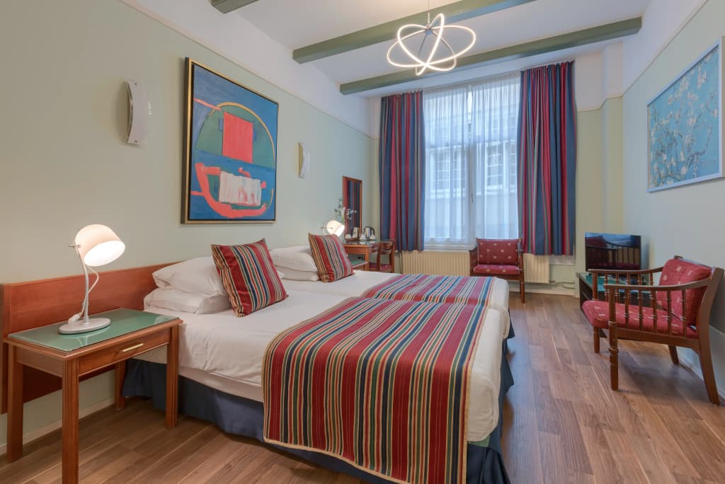 Hotel des Arts - photo 2