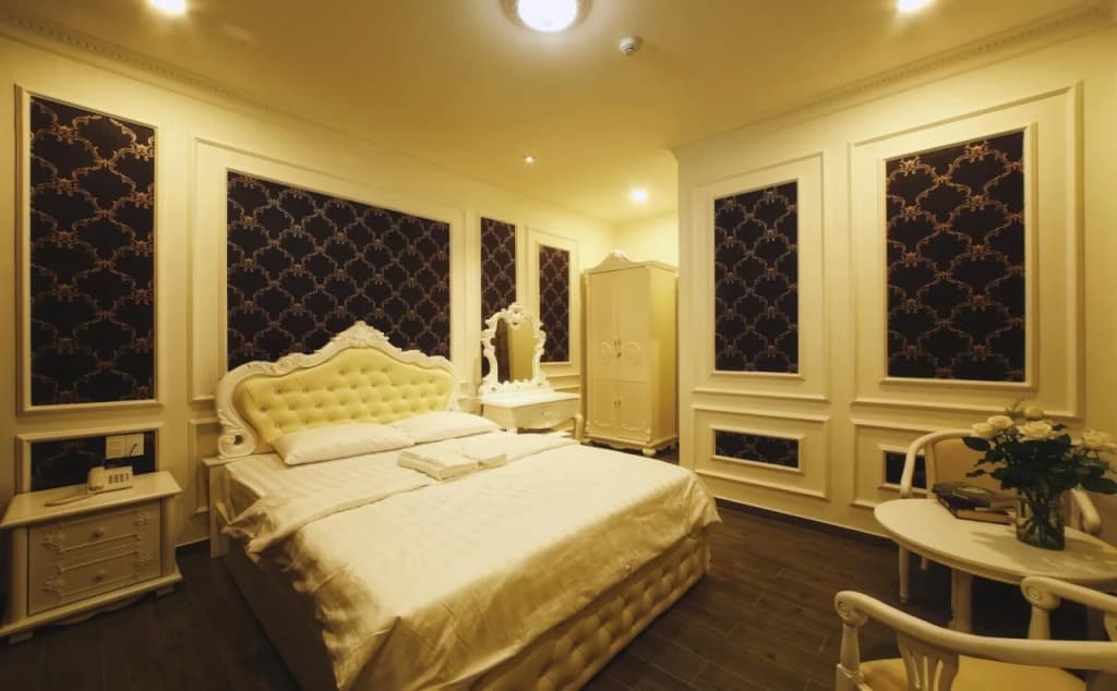Royal Hotel - photo 5