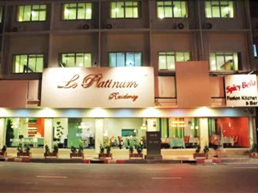 Le Platinum Residency - main photo