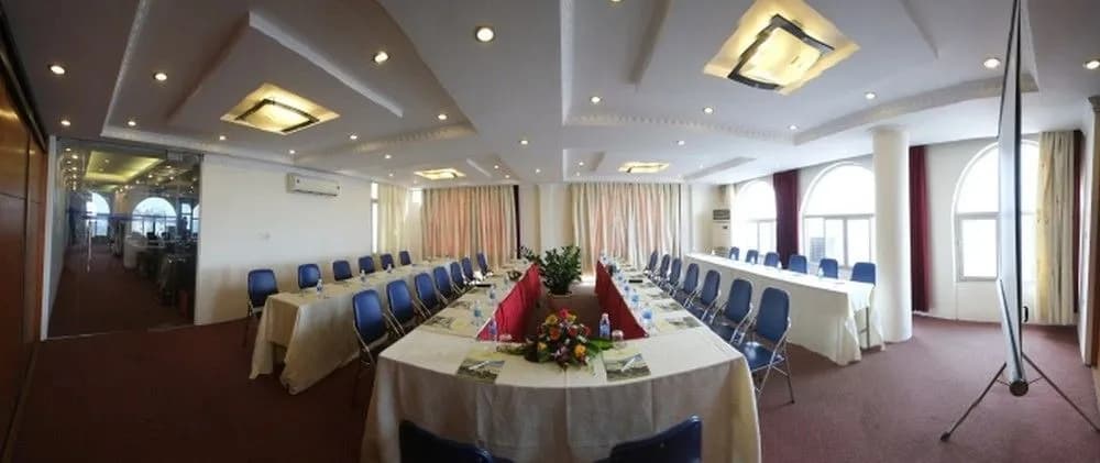 Vietnam Trade Union Hotel in Halong - photo 9