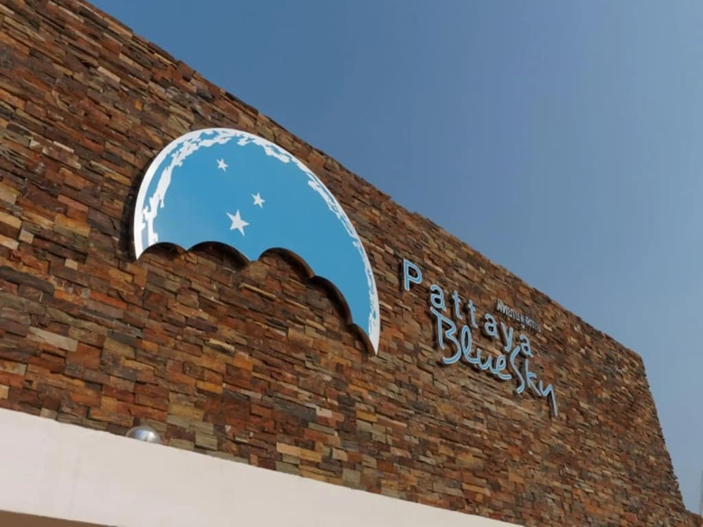 Pattaya Blue Sky - photo 16