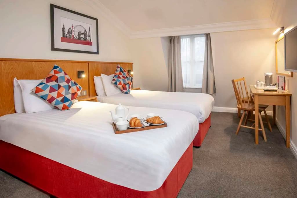 Queensway Hotel Sure Hotel Collection By Best Western - photo 40