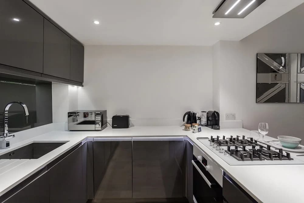 Spacious Canfield Gardens Studio - photo 19