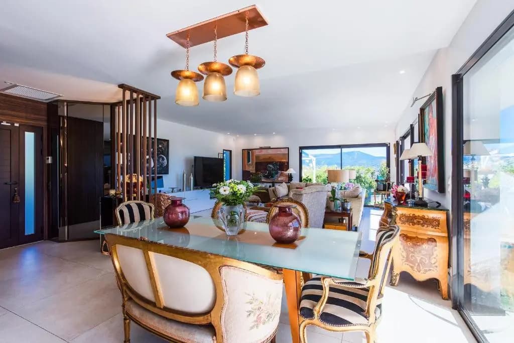 Villa Les Sources VI4245 By Riviera Holiday Homes - photo 1