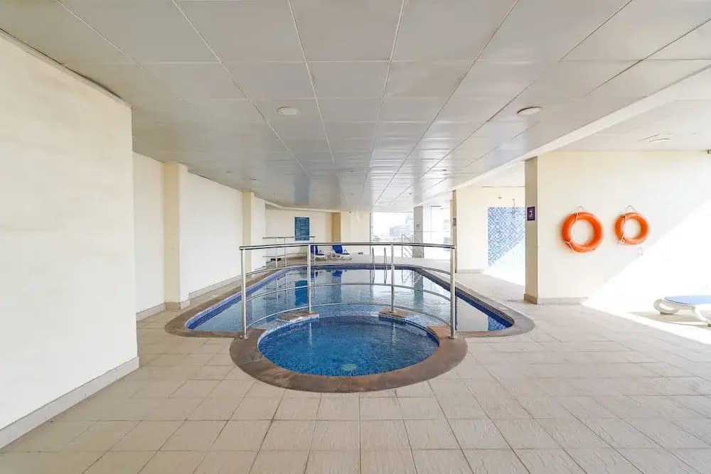 Sleeps 4 in This 2 Bedroom Apartment in Dubai Gate 2 - photo 24