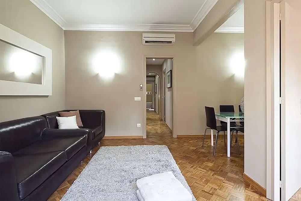 Bhm1-105 Designer Apartment In Eixample - photo 11