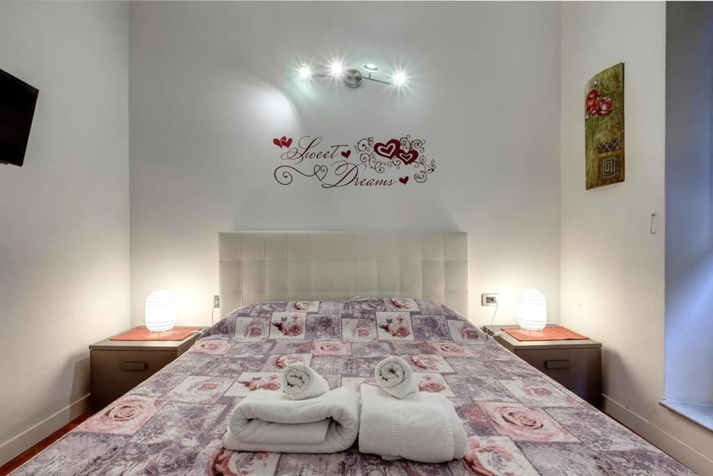 Geppi's Apartments - photo 6