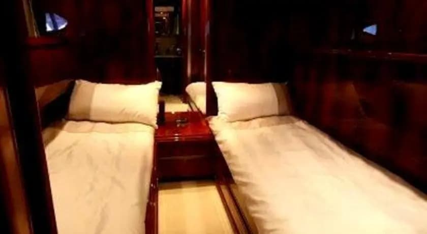 Luxury Yacht - photo 3