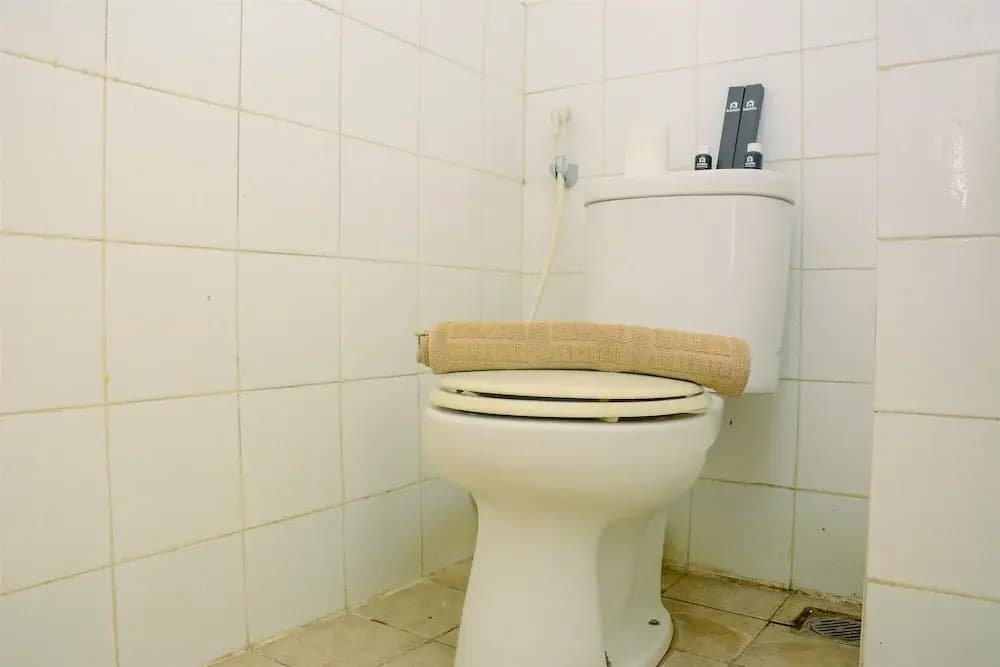 Compact Studio Room Kebagusan City Apartment - photo 8
