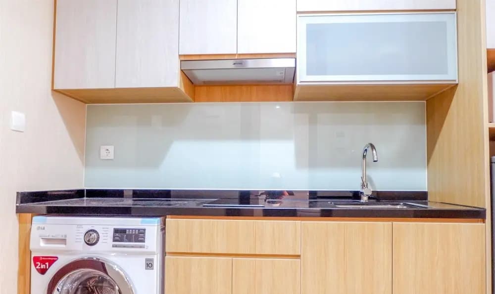 Suite Studio Apartment at Menteng Park - photo 17