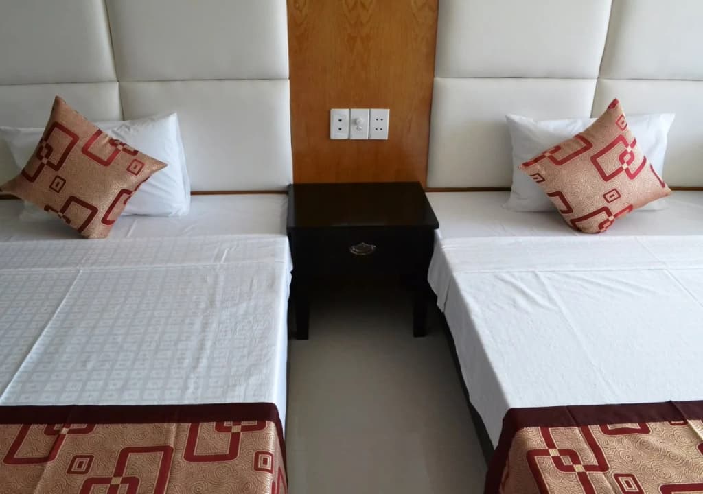 Seaside Tuan Chau Hotel - photo 2