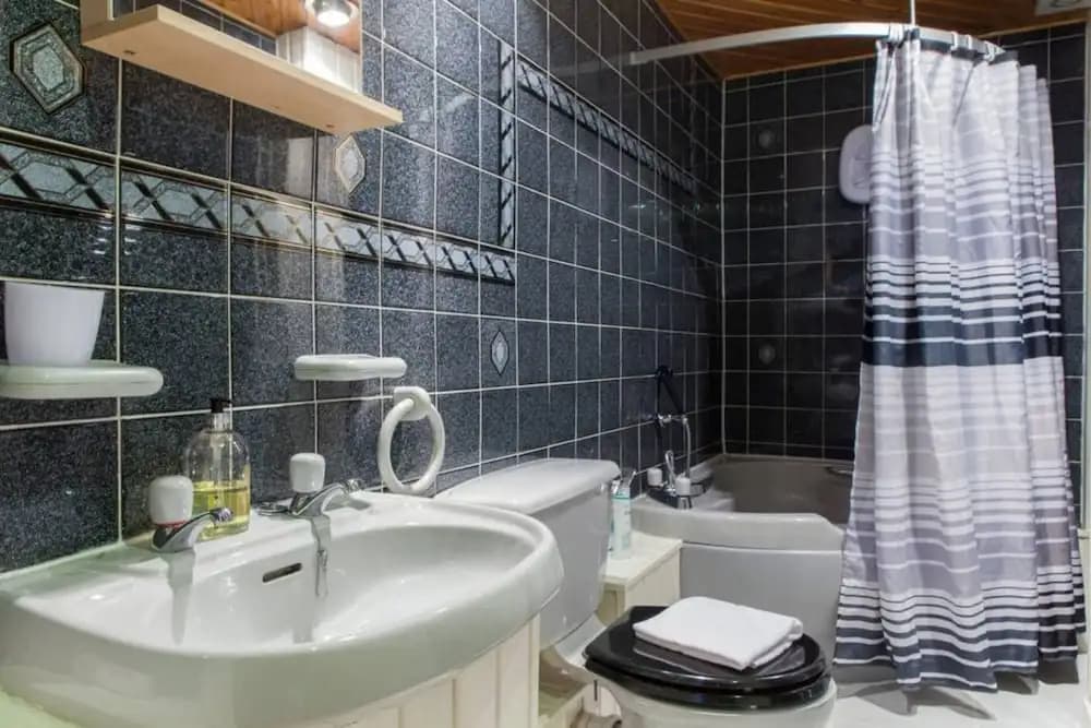 2 Bedroom Flat With Skyline Views - photo 6