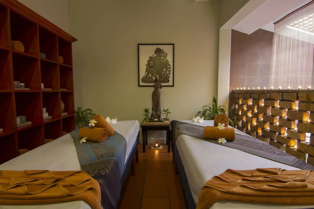 Pacific Hotel & Spa - photo 24