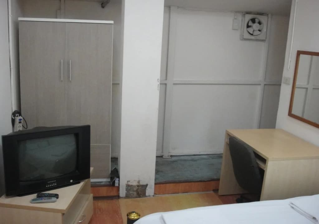 33 Saladaeng - photo 5