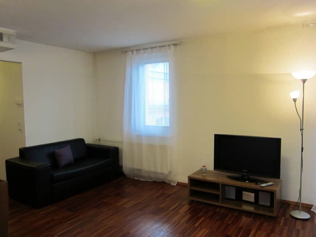 Royal Living Apartments - photo 5