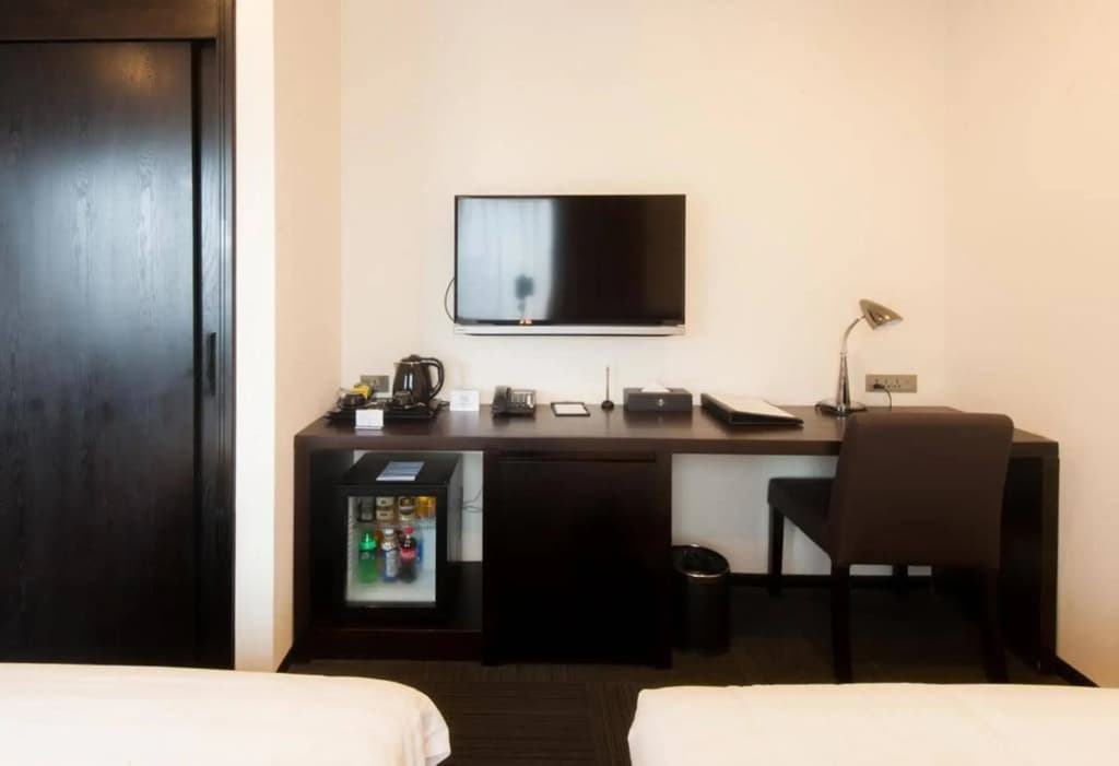Sakura Hotel - photo 3
