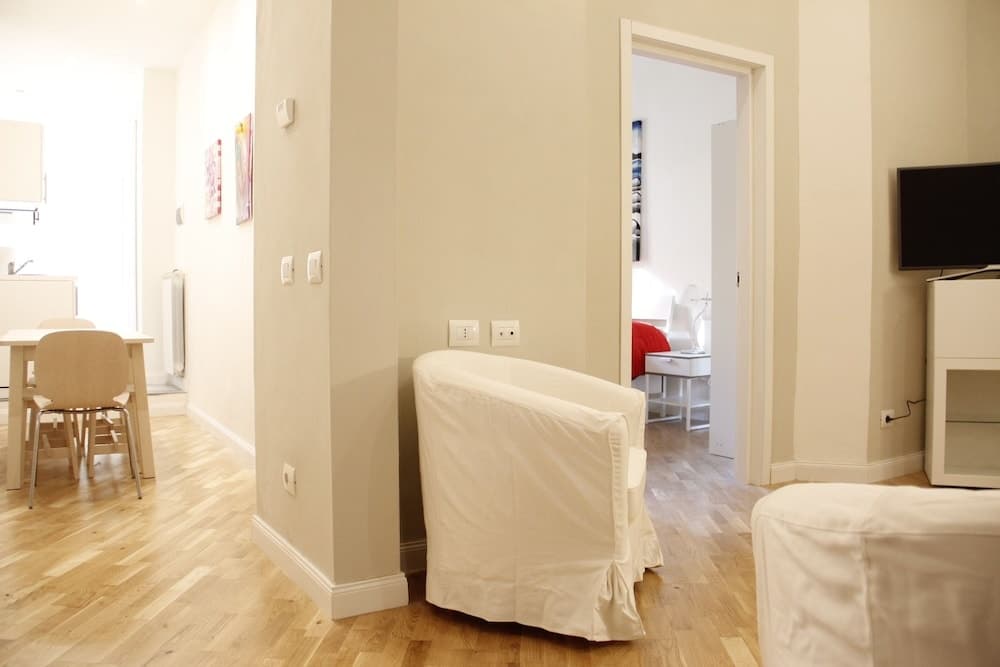 Art Apartment S.M.N. - photo 4
