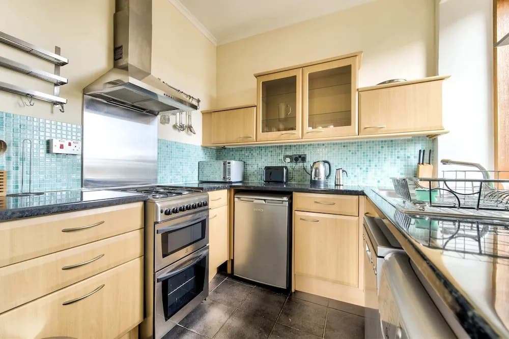Central location! 2BDR Flat in Haymarket - photo 11