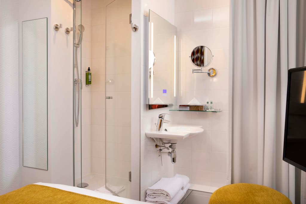 Hôtel Locomo - Gare de Lyon Bastille - photo 3