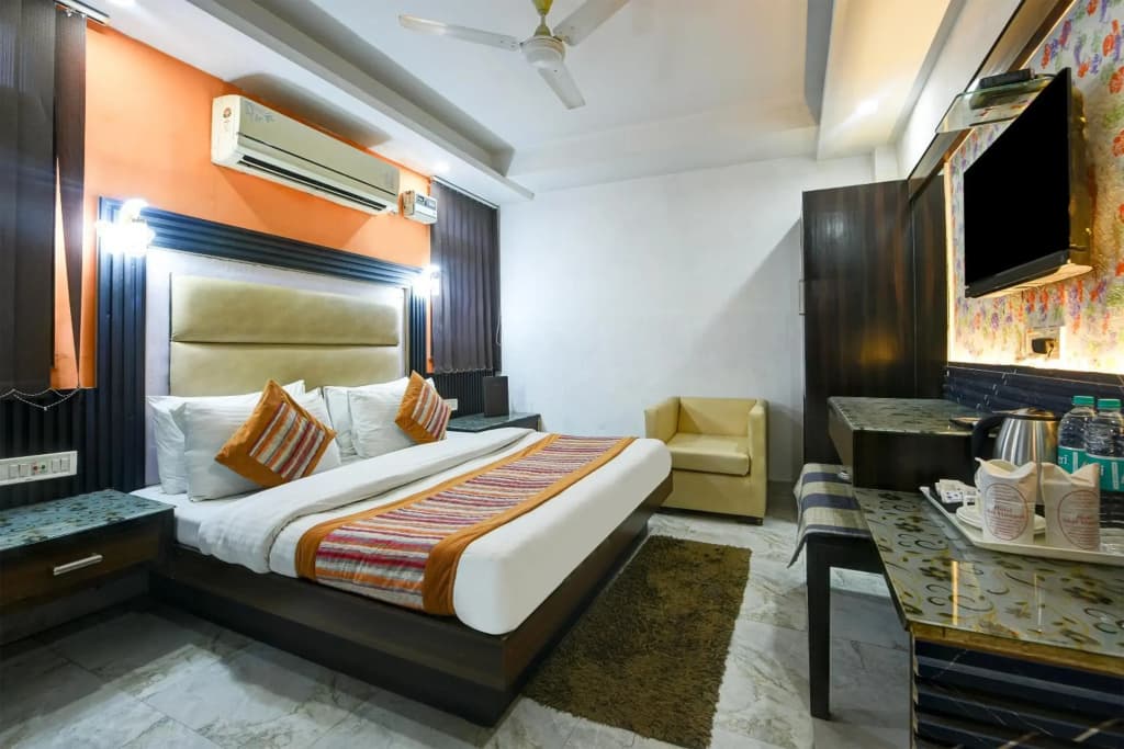 Hotel Shri Vinayak - photo 4