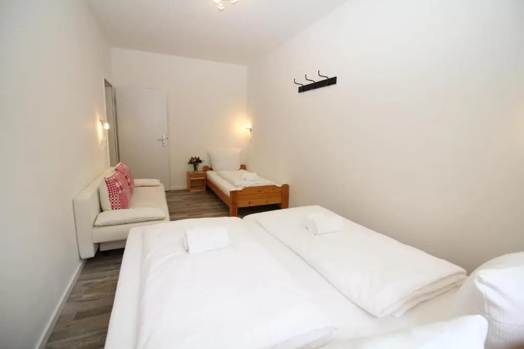 Apartments Tempelhof - photo 5