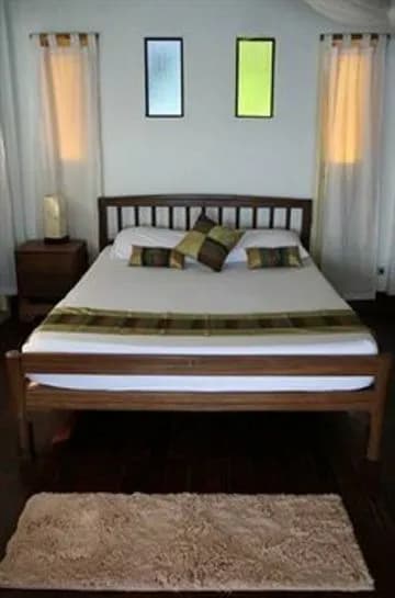 Lighthouse Bungalows and Restaurant - photo 5