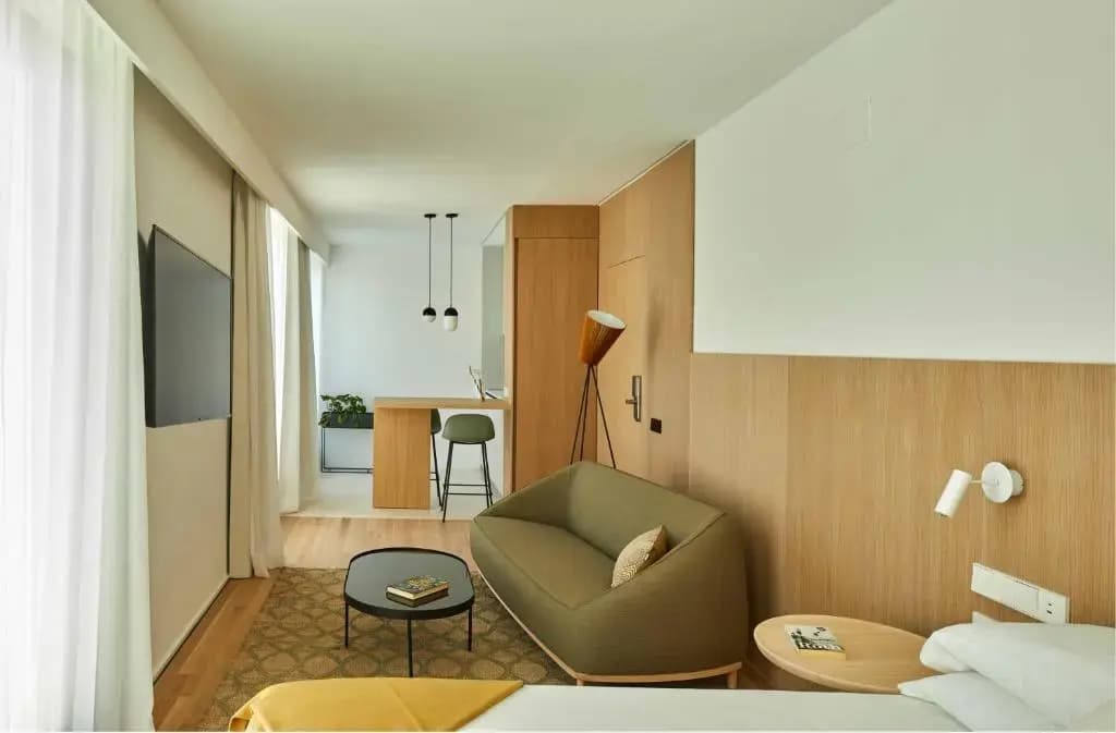 60 Balconies Iconic - photo 2