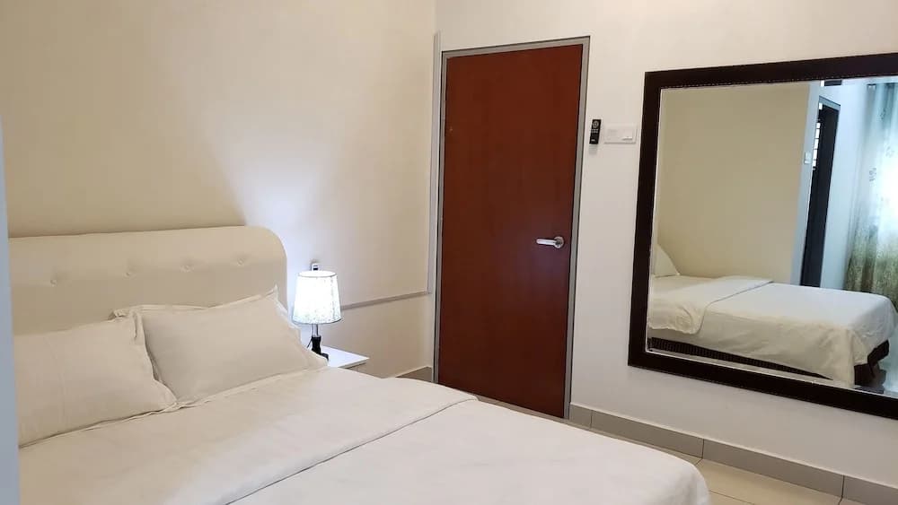 SR Home Stay at KLIA - photo 6