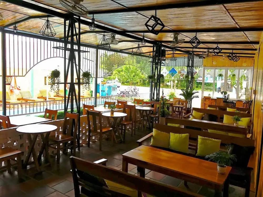 Duke Hostel - photo 17