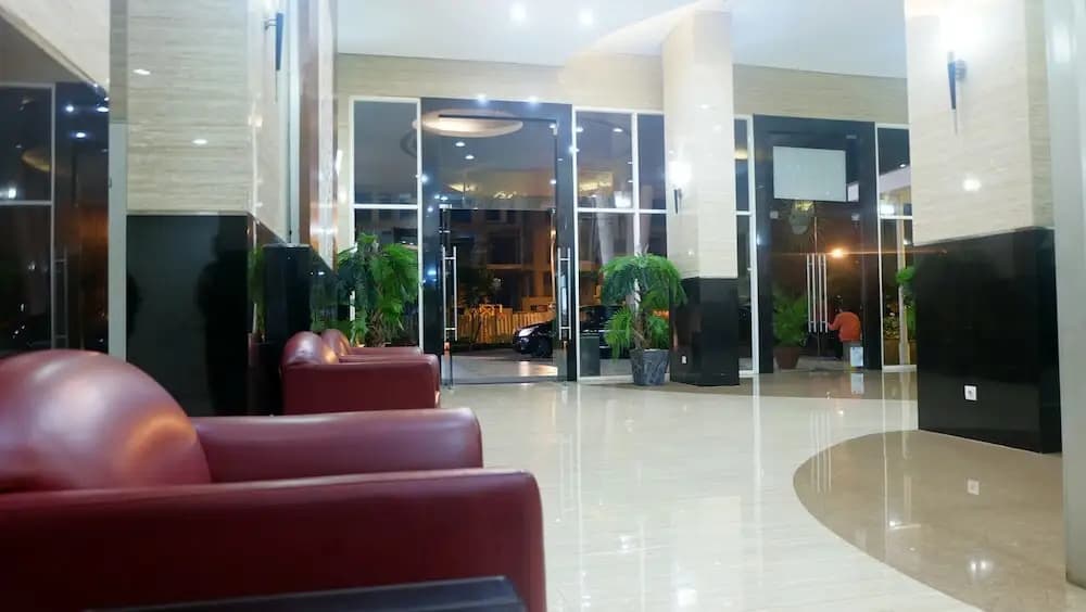 Cozy Living Studio At Pakubuwono Terrace Apartment - photo 1