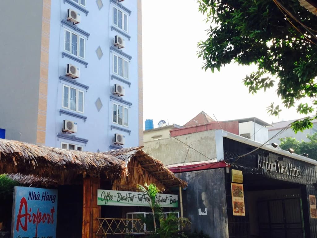 Airport View Hotel - photo 1