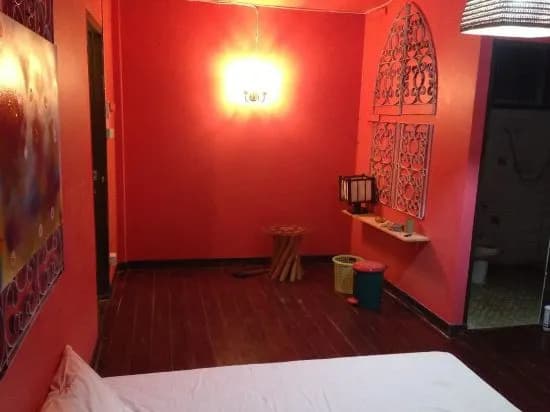 Yellow house(Furtune Inn) - photo 5