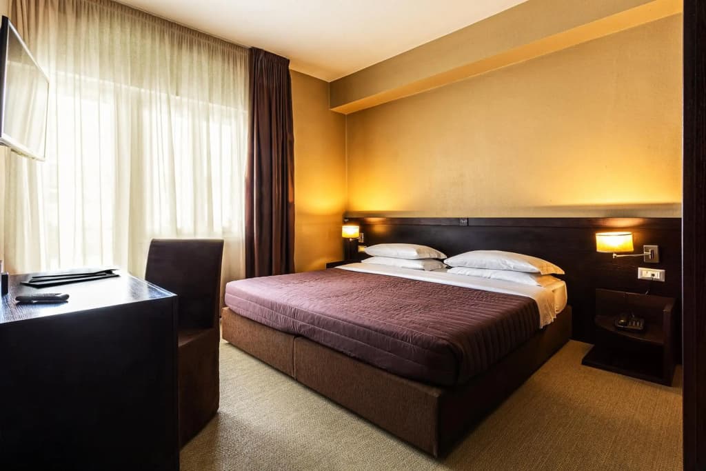Hotel Petit Palais - photo 3