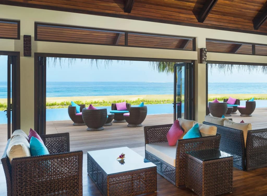 Sheraton Maldives Full Moon Resort & Spa - photo 7