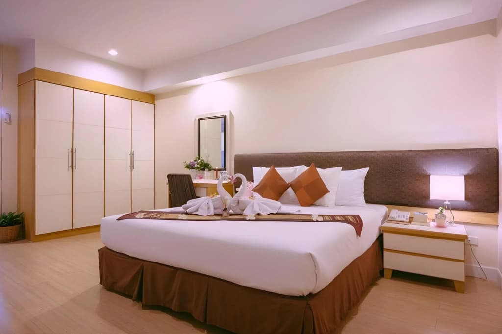 Sky Place Serviced Apartment - photo 38