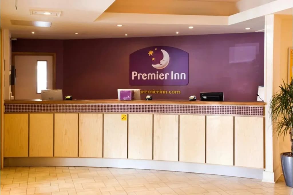 Premier Inn London Hampstead - photo 2