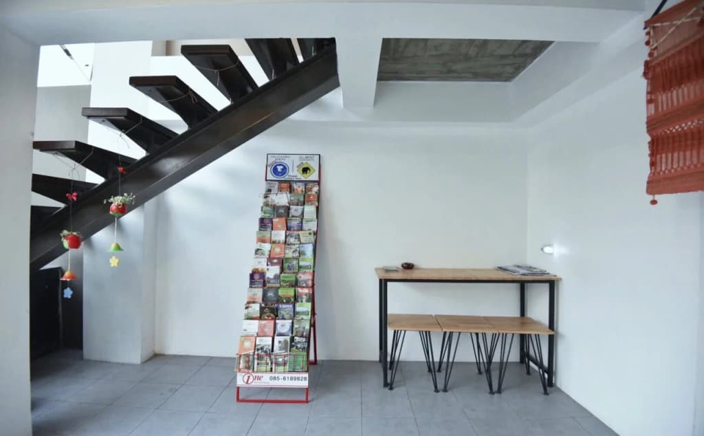 V House - photo 2
