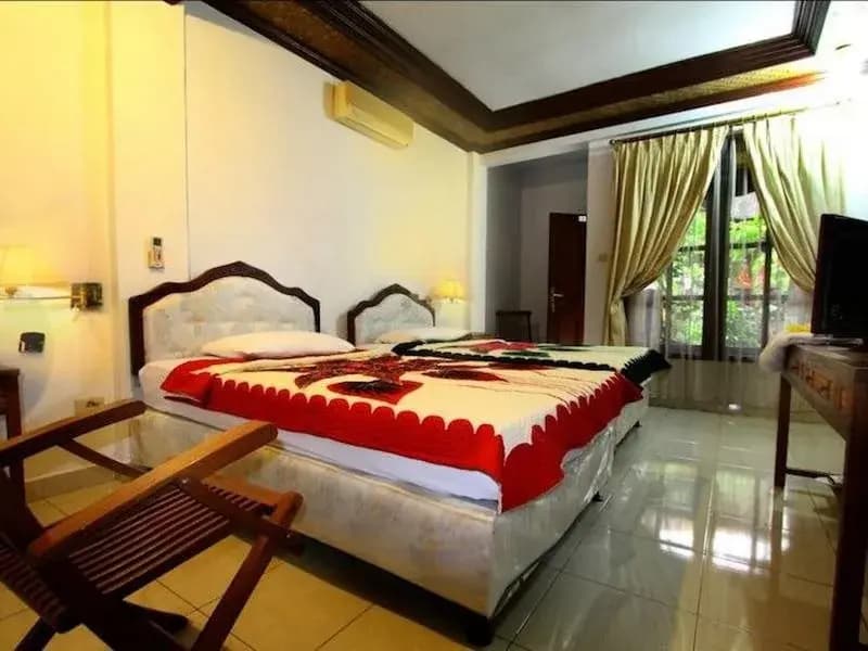 Pendawa Gapura Hotel Kuta - photo 5