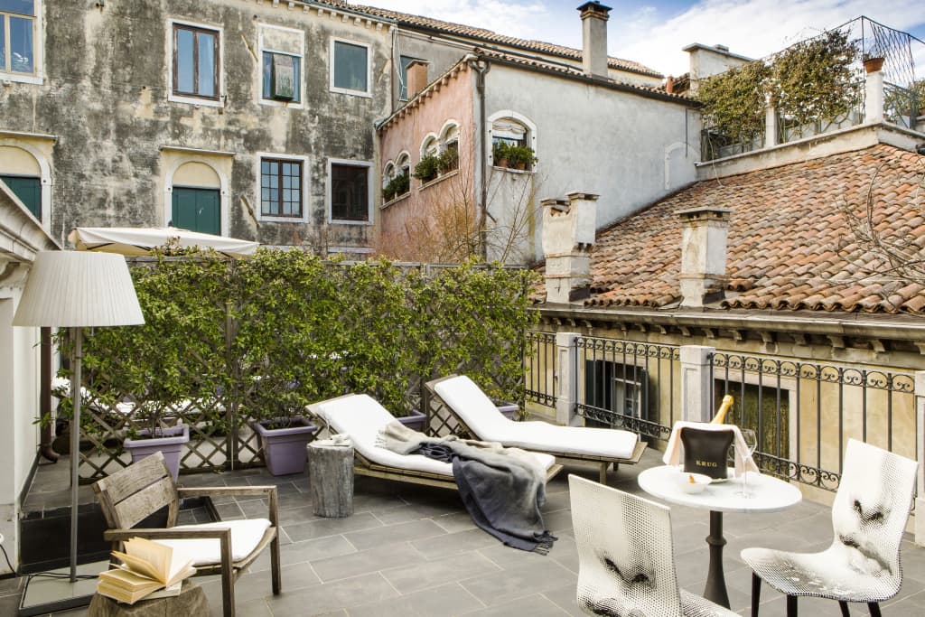 Palazzina Grassi Hotel - photo 17
