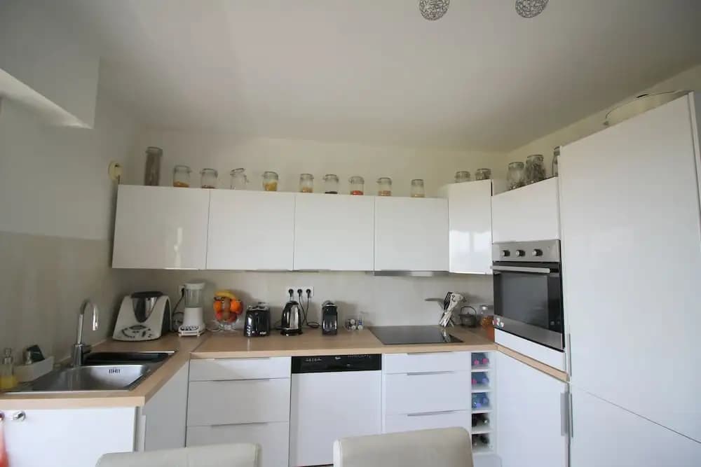 Nice Booking - DUFY Vue Mer et Terrasse - photo 10