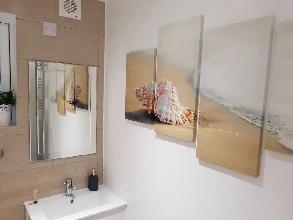 First St John's Hill Apartment 2 - photo 9