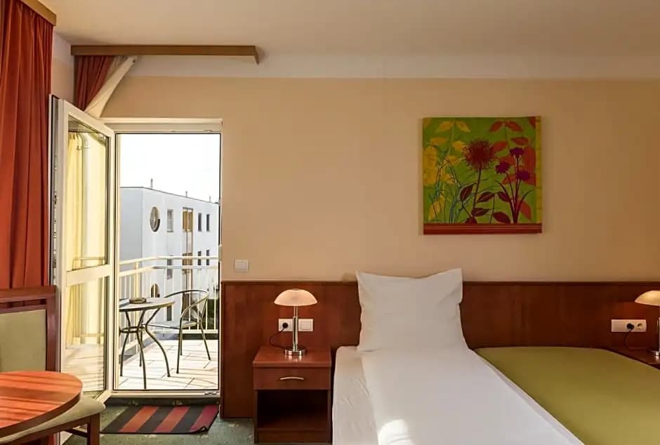 Hotel Breitenlee - photo 5