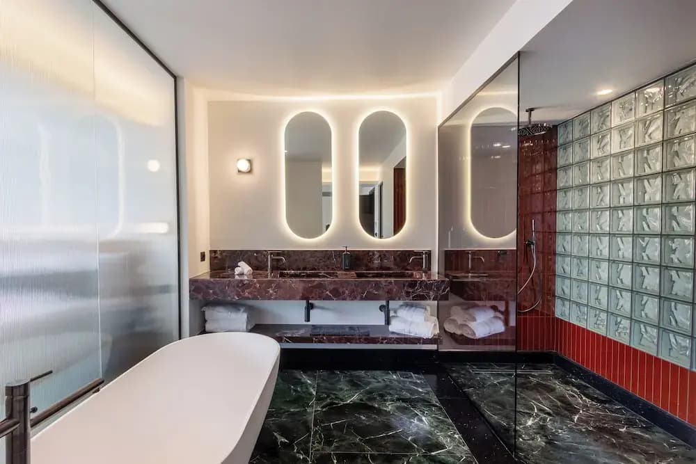 L'Avventura Suites - photo 36