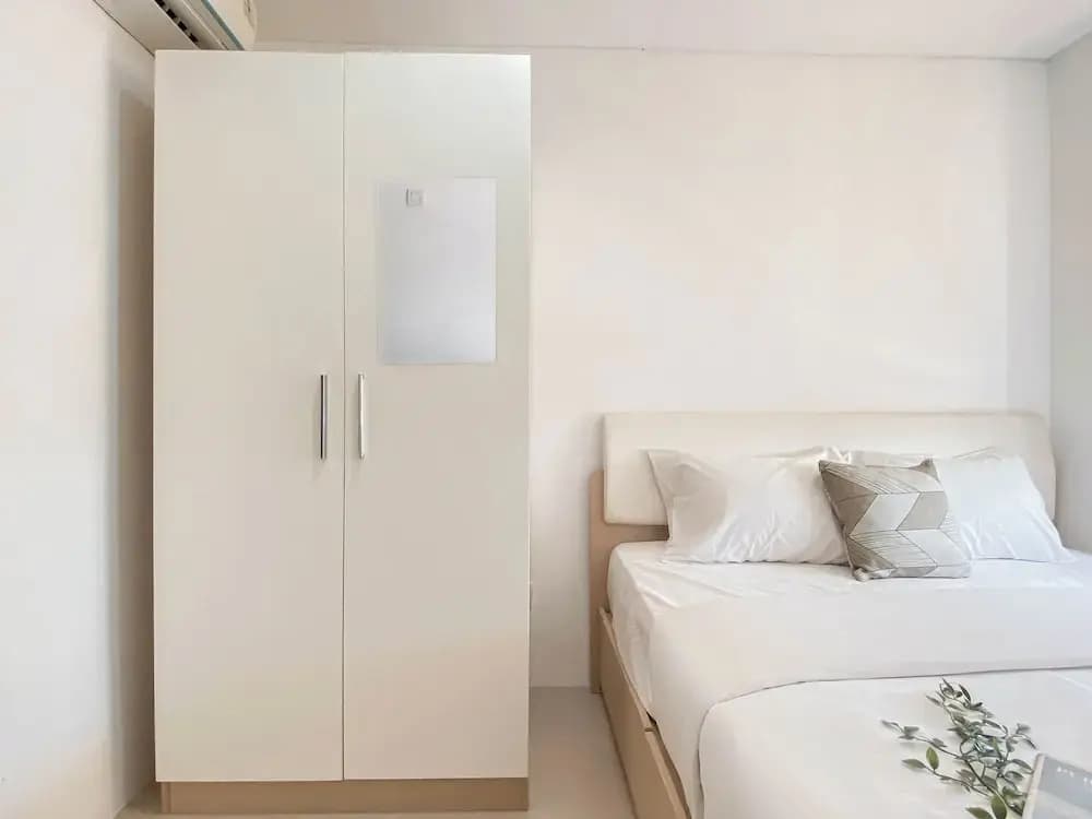 Basic 1Br Apartment At Vittoria Residence - photo 3