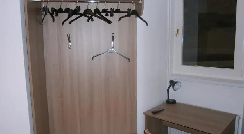 Fanni Budapest Guesthouse - photo 14